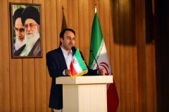 سخنرانی درباره پیشگیری از بیماریهای قلبی عروقی در خانه سلامت شهرداری تهران توسط دکتر اکبر نیک پژوه